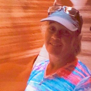 Meet your Posher, Allison